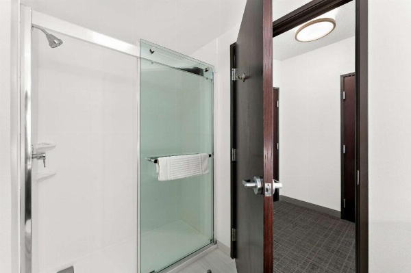 Comfort Inn & Suites image 25